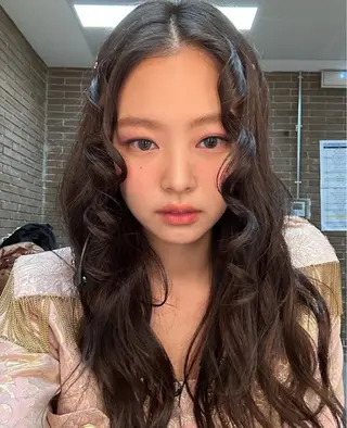 ロング カラー 韓国技術習得者🩰 narumi🤍のヘアスタイル
