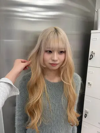 カラー 透明感ベージュ🤎 ナチュラルレイヤーのヘアスタイル