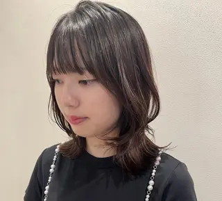ミディアム ウラノ ソウシのヘアスタイル