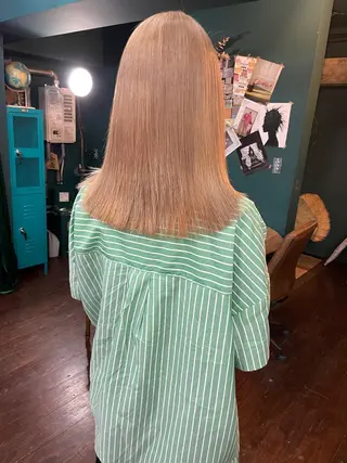 セミロング vivre libreのヘアスタイル