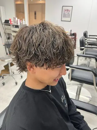 ショート パーマ メンズ 波巻きスパイラル🌀 新潟/万代/山下優のヘアスタイル