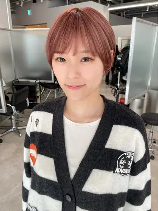 ショート カラー 似合わせカット レイヤー/ボブのヘアスタイル