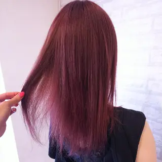 セミロング カラー RU RIのヘアスタイル