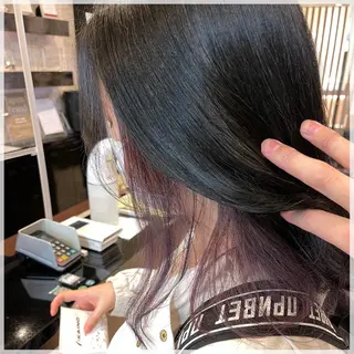 ミディアム カラー Kamie みかじりのヘアスタイル