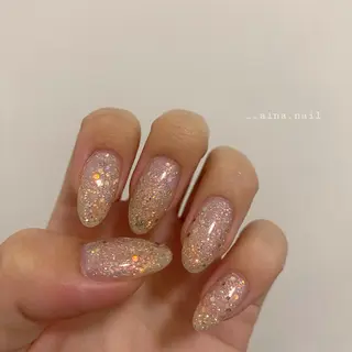 ネイル Nailist Ainaのネイルデザイン