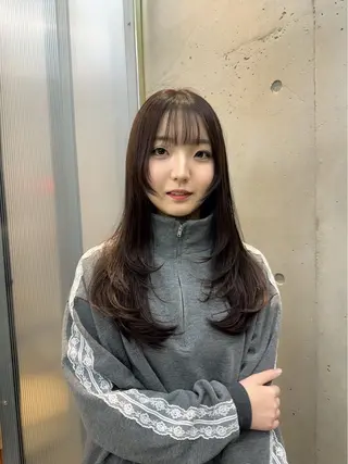 ロング カラー ヘアアレンジ REONA🪽✨薬院 レイヤーカット🫧のヘアスタイル