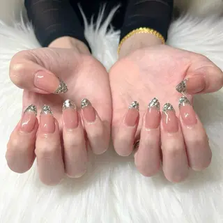 ネイル 加藤 千鈴のネイルデザイン
