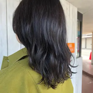 セミロング カラー 谷口ゆめ/縮毛矯正/ 大人女子/眉ワックスのヘアスタイル