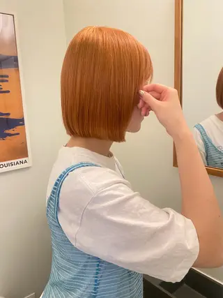 ショート カラー 高発色ブリーチ/ ハイレイヤー🪽aiのヘアスタイル