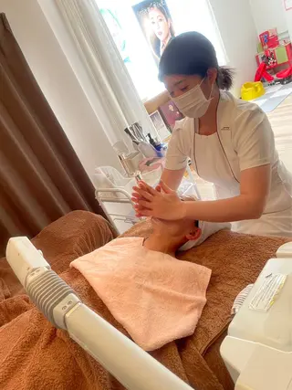 平井 友梨のエステ・リラクイメージ