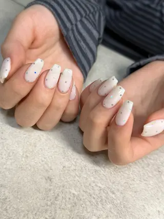 ネイル ネイルルーム チャームのネイルデザイン