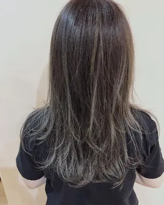 ロング カラー 髪質改善/白髪ぼかし SHIONのヘアスタイル