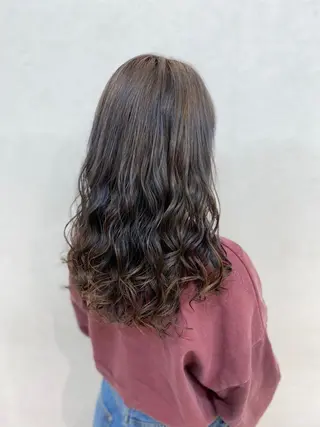 セミロング カラー 岡本 拓朗のヘアスタイル