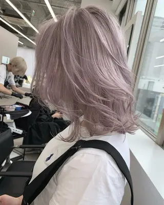ロング カラー 齋藤 梨乃のヘアスタイル