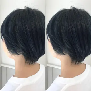 ショート カラー 小栗 麻衣のヘアスタイル