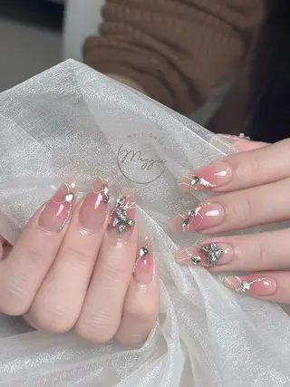 ネイル Maggie Nail🦩のネイルデザイン