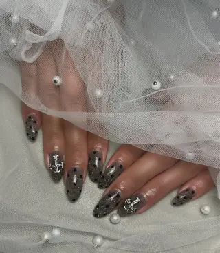 ネイル 佐藤 友里絵のネイルデザイン