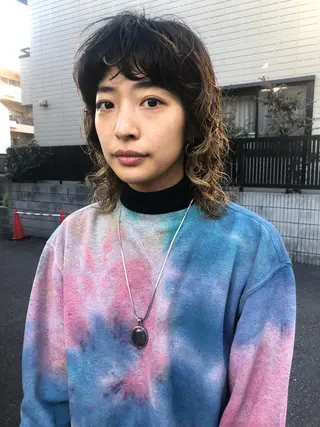 ミディアム カラー パーマ ミヤギ リュウキのヘアスタイル