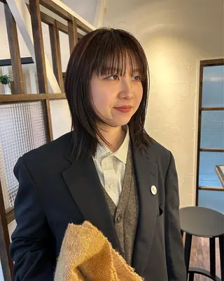 ミディアム 金田 夏野のヘアスタイル