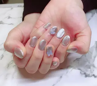 ロング カラー ネイル Q Free nailsのネイルデザイン
