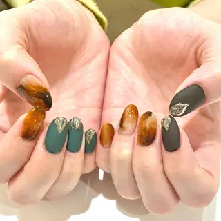 ネイル 矢崎 千春のネイルデザイン