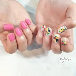 ネイル nijiiro🌈 サトウのネイルデザイン