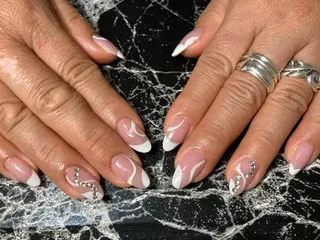 ショート ネイル ✴︎ Delightのネイルデザイン