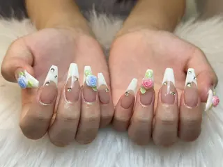 ネイル Nie Nail Shinokuboのネイルデザイン