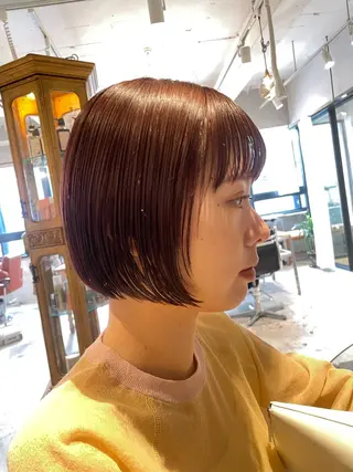 ショート 柔らかレイヤー× 透け感カラー/SUのヘアスタイル