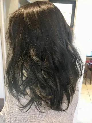 ミディアム カラー 店長 小池アキトのヘアスタイル