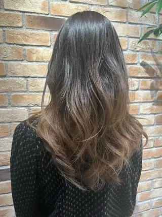 ロング LucksiMie ginza 明松のヘアスタイル