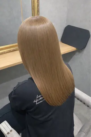 セミロング カラー ミルクティー職人× HIROSEのヘアスタイル