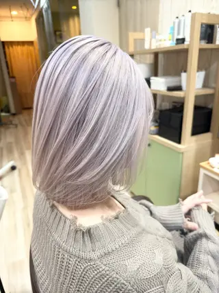 ミディアム カラー 🌈派手髪ハイトーン 🌈鈴木亮太🌈のヘアスタイル
