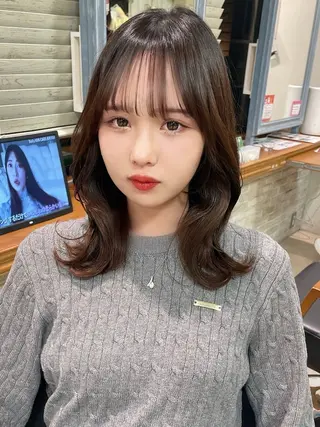 セミロング 江口 さやかのヘアスタイル