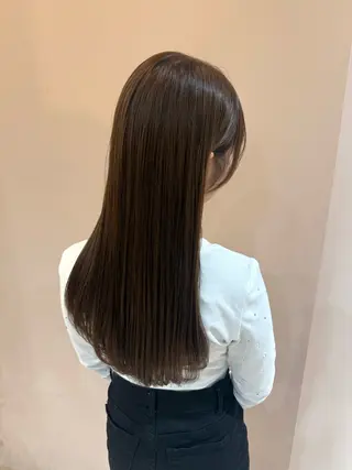 ロング カラー 鈴木 二依奈のヘアスタイル