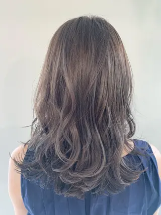 セミロング カラー パーマ ヘアアレンジ 加藤 綾華のヘアスタイル