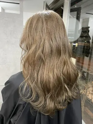 セミロング カラー パーマ ヘアアレンジ ネイル マツエク・マツパ キッズ メンズ カラー特化サロン Eir心斎橋のヘアスタイル