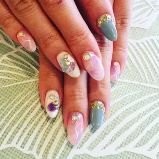 ネイル YÜA NAILのネイルデザイン