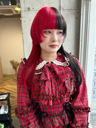 ロング カラー ヘアアレンジ lani ブリーチ /ダブルカラーのヘアスタイル