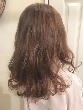 セミロング カラー 岩谷/ブリーチ 🪽透明感カラーのヘアスタイル