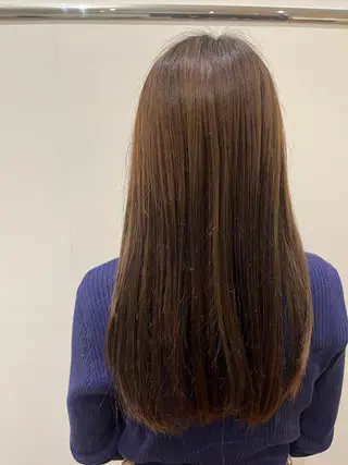 ロング カラー 伊藤 未紗希のヘアスタイル