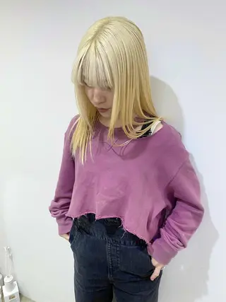 ミディアム サイレント美容師 アイリィのヘアスタイル