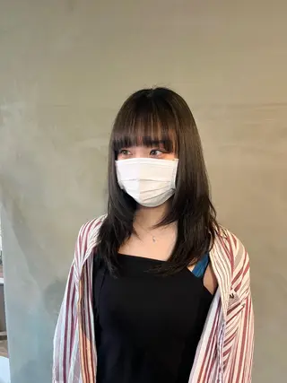 カラー 石江 奈琉のヘアスタイル