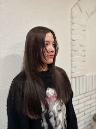 ロング 望月 芽依のヘアスタイル