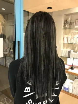 ロング カラー 三代 ゆりあのヘアスタイル