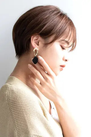ショート カラー LOOP hairのヘアスタイル