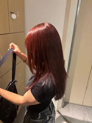 カラー 山本 あかりのヘアスタイル