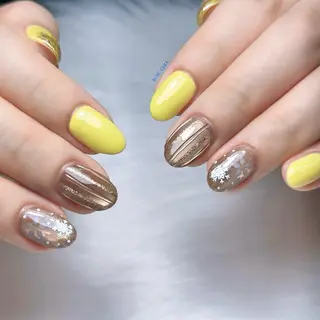 ネイル BLUE CORAのネイルデザイン