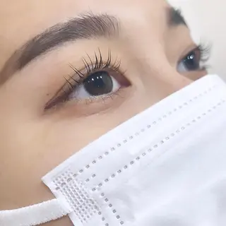 マツエク・マツパ 南 綾花の眉毛・アイブロウイメージ