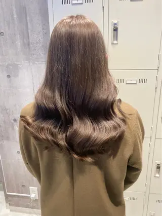 ロング カラー MOMO艶髪 🩵モテカラーのヘアスタイル